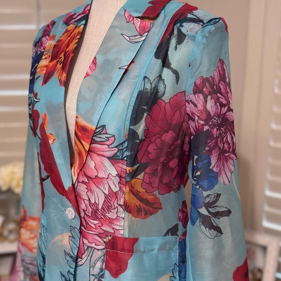 New York and Company Floral Light Turquoise Blue Blazer - Picture 3 of 8